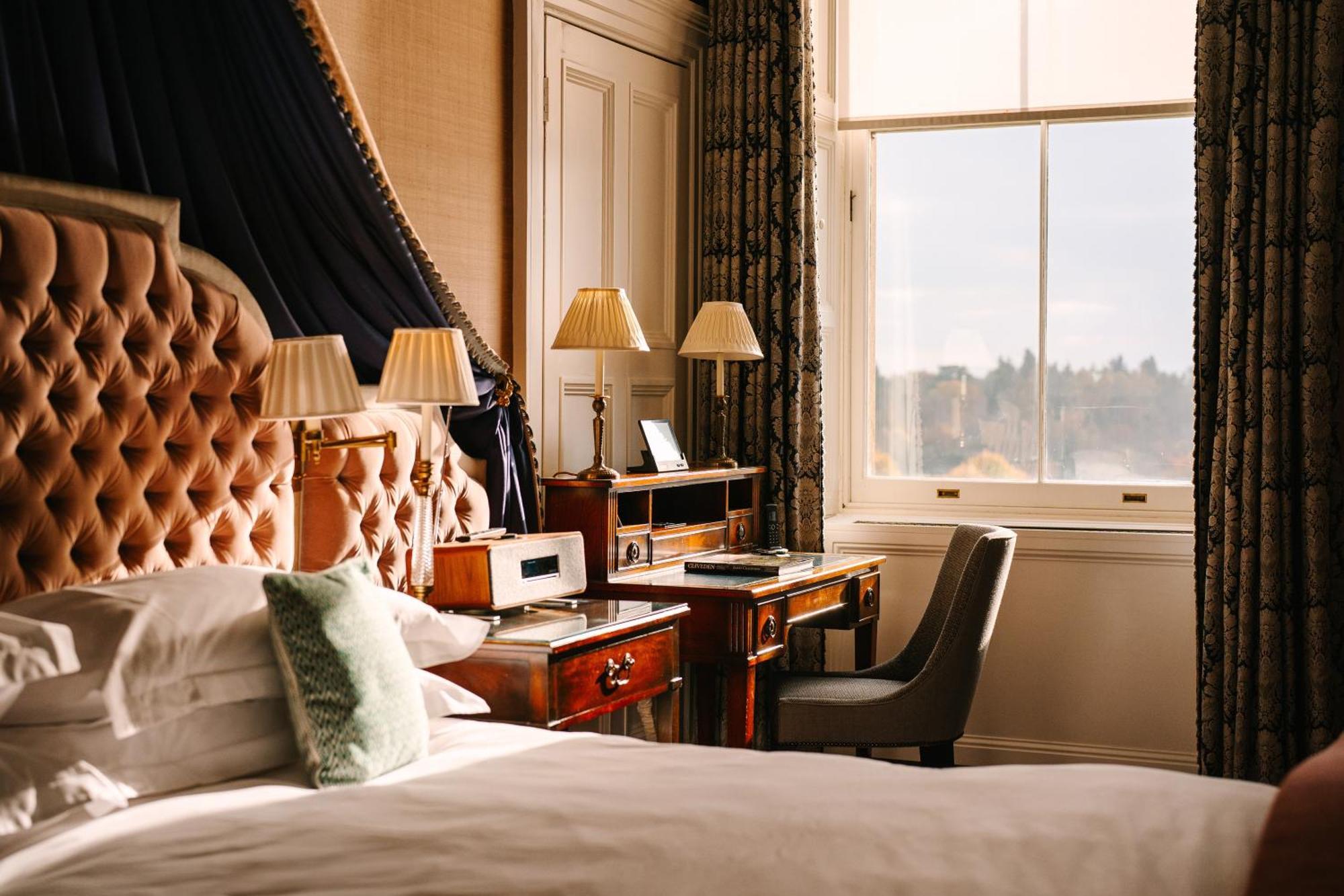 Cliveden House - An Iconic Luxury Hotel Мейдънхед Екстериор снимка