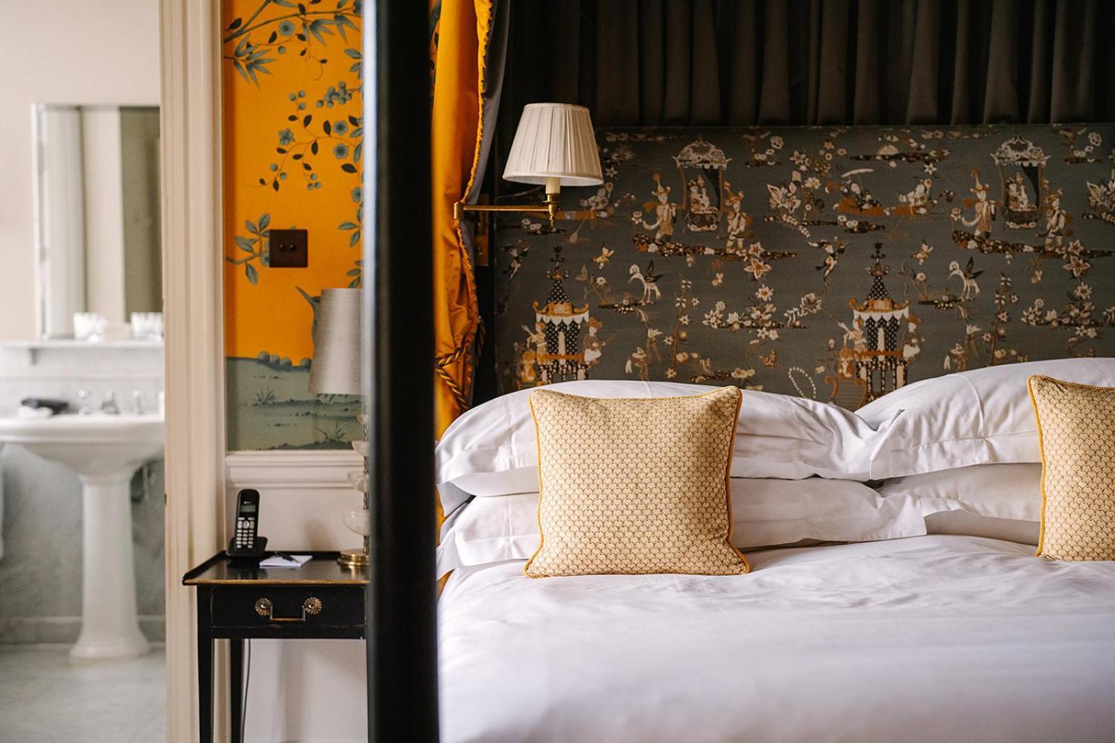 Cliveden House - An Iconic Luxury Hotel Мейдънхед Екстериор снимка